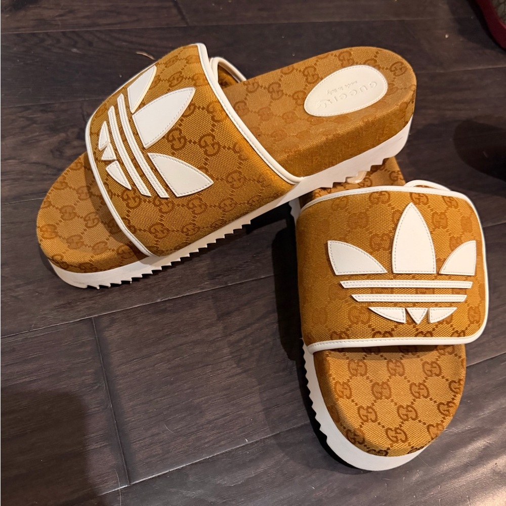 Gucci Brown and White Slide Sandals